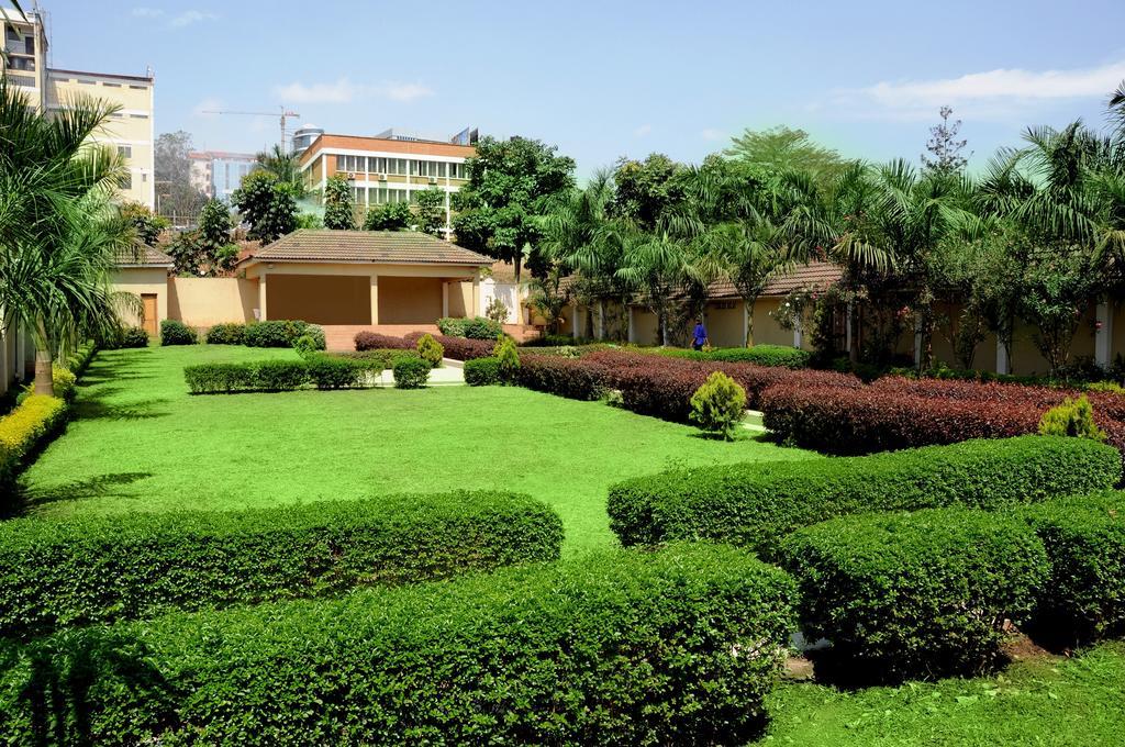 Emerald Hotel Kampala Esterno foto