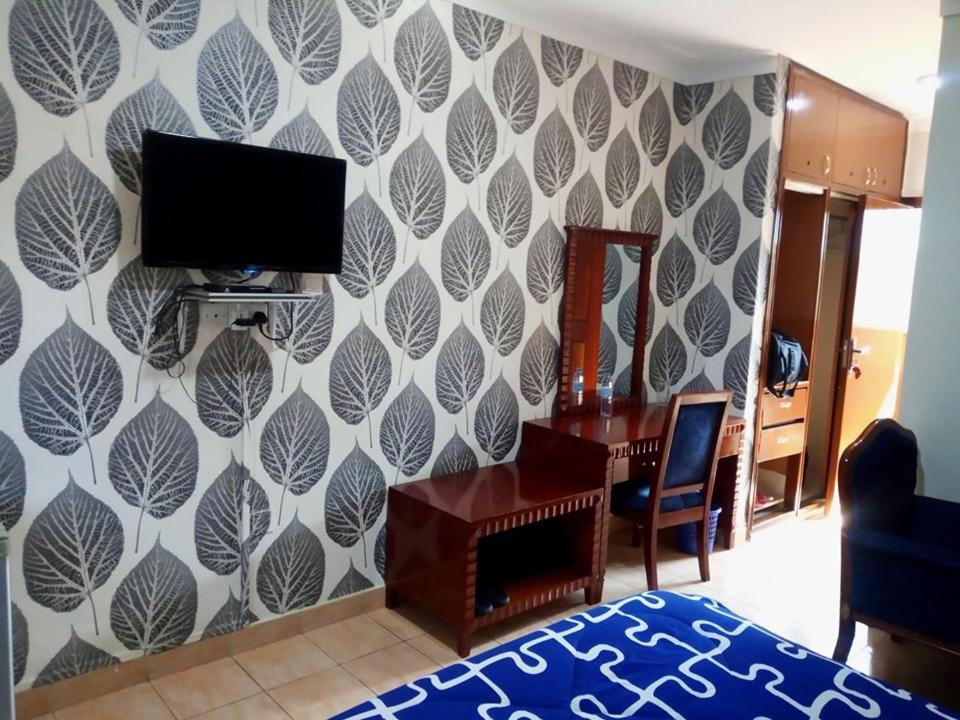 Emerald Hotel Kampala Esterno foto